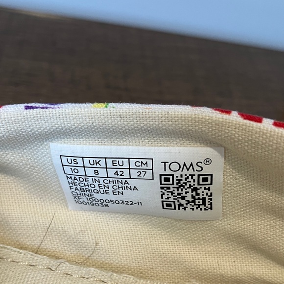 TOMS Pride Love Wins Multicolor Canvas Slip on Sneaker - Picture 7 of 11